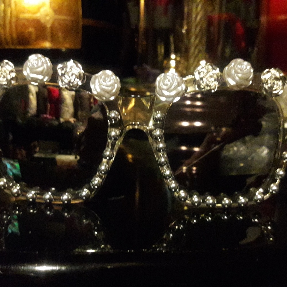"DIVA" Designer Sunglasses - Picture 5 of 8